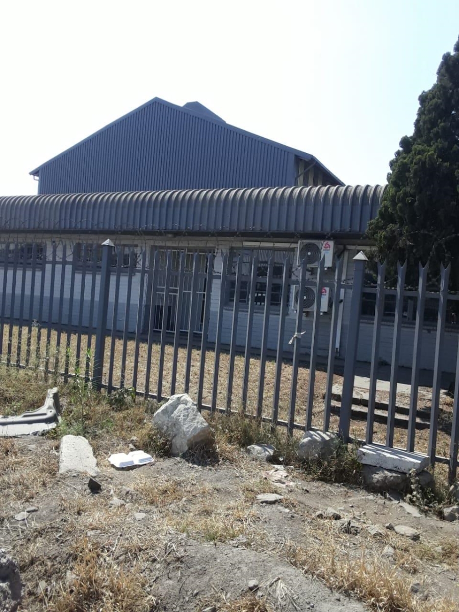 Commercial Property for Sale in Zinniaville North West